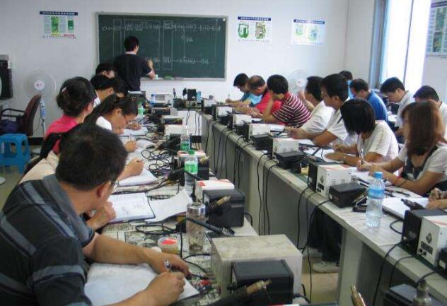 郑州手机电脑维修培训分享维修图